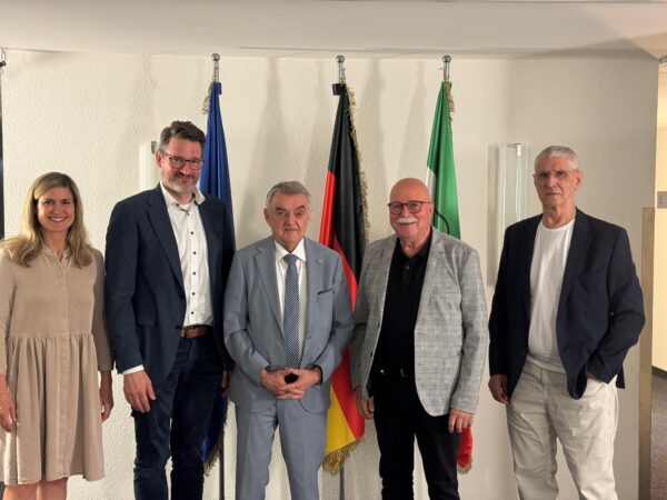 Konstruktives Gespräch mit NRW-Innenminister Reul bringt Klarheit für Sportschützen